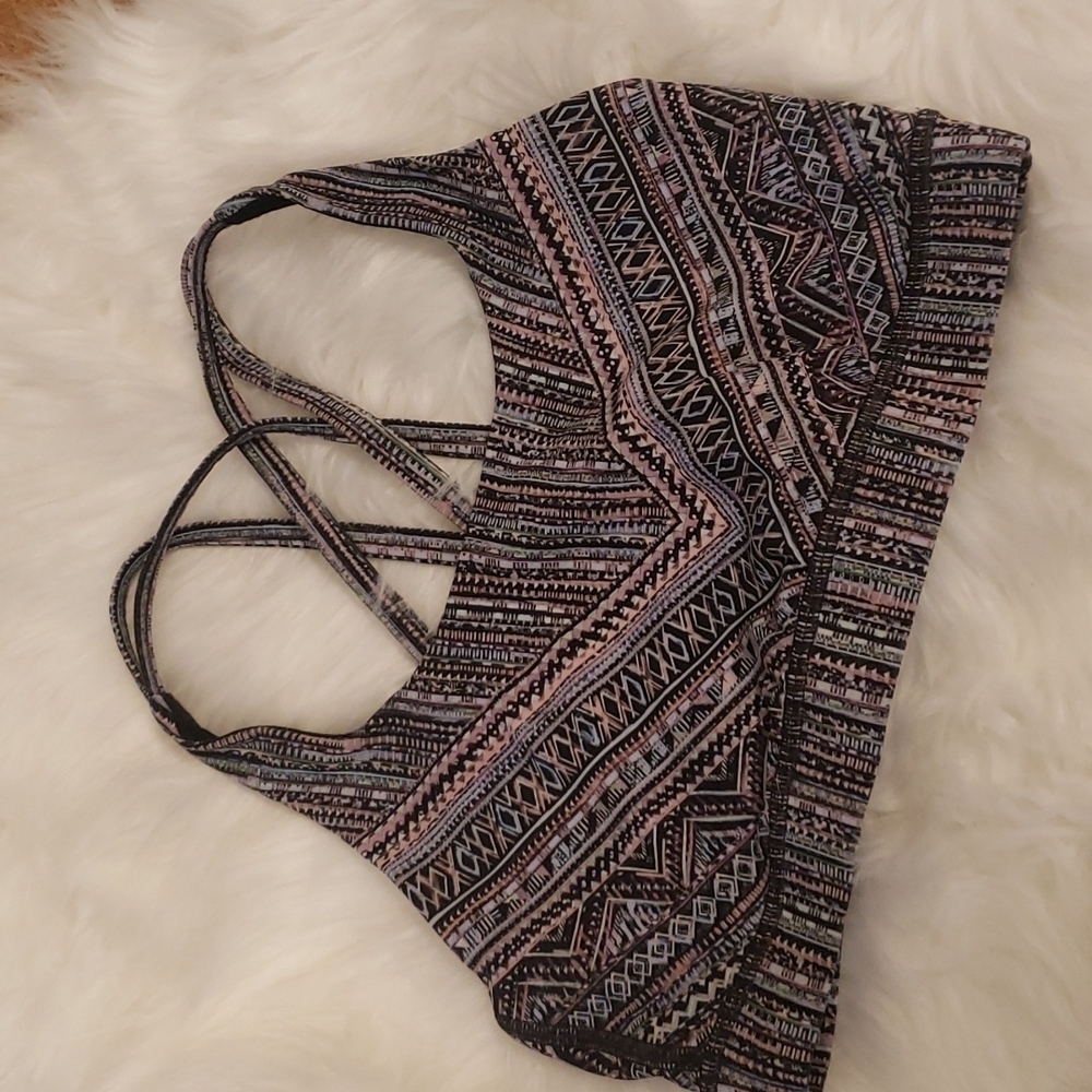 Lululemon Energy Bra Tribal Pace Size 6 - Picture 3 of 9